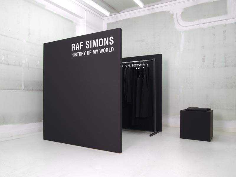 RAF SIMONS: HISTORY OF MY WORLD - Fucking Young!