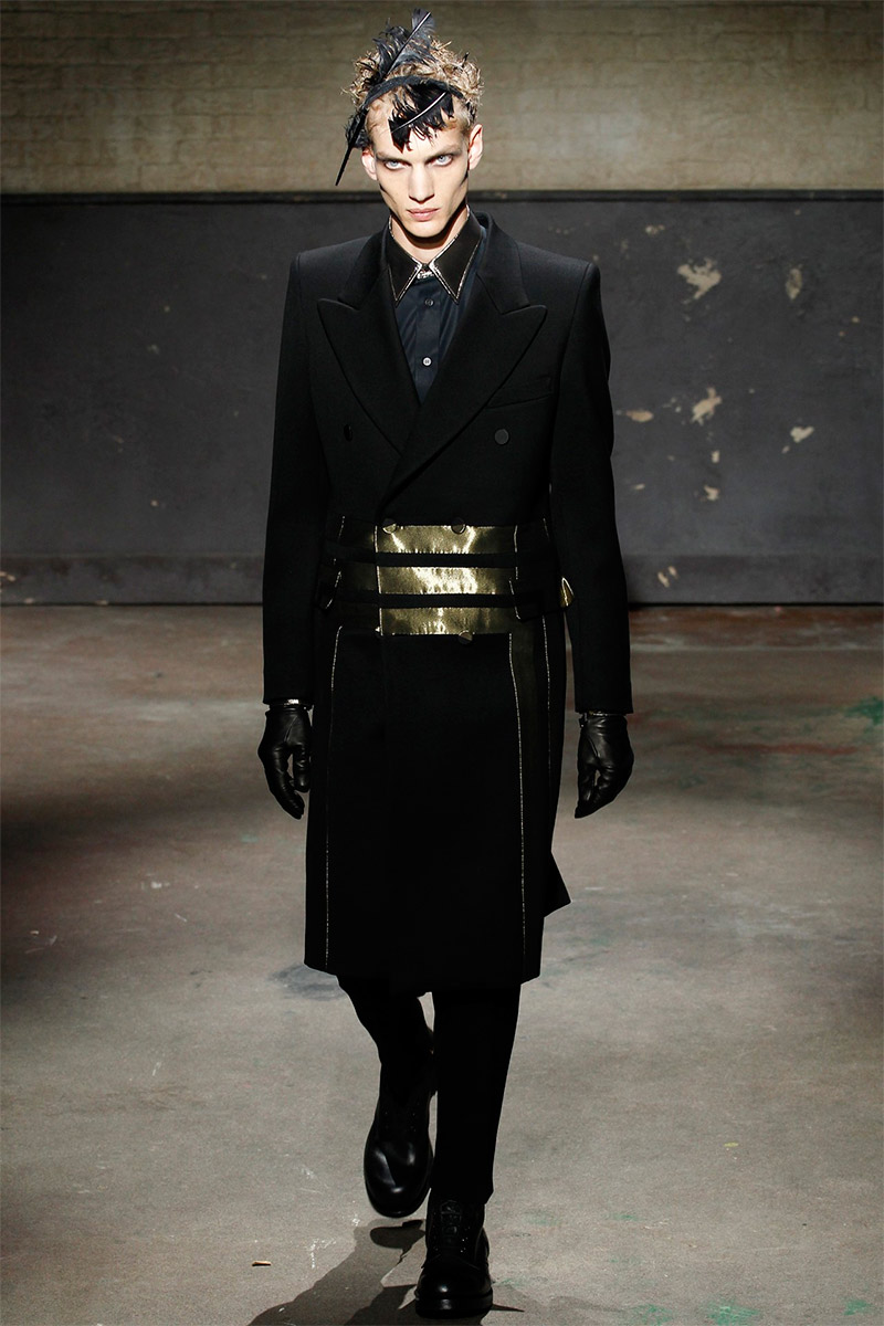 alexander-mcqueen-fw14_fy27