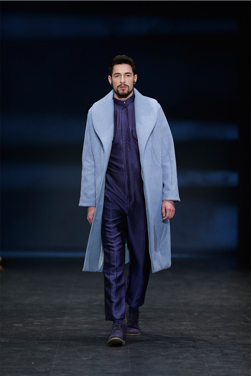 nair_xavier_fw14_fy8