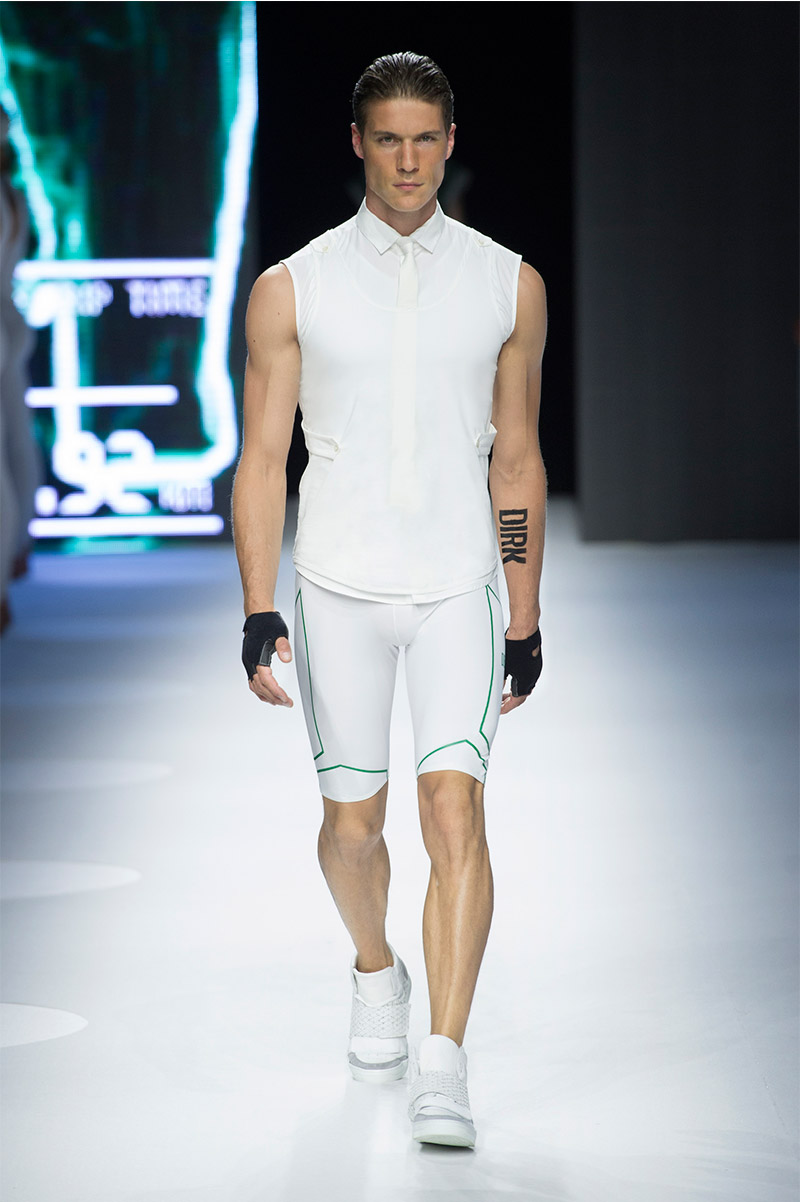 Dirk-Bikkemberg_ss15_fy16