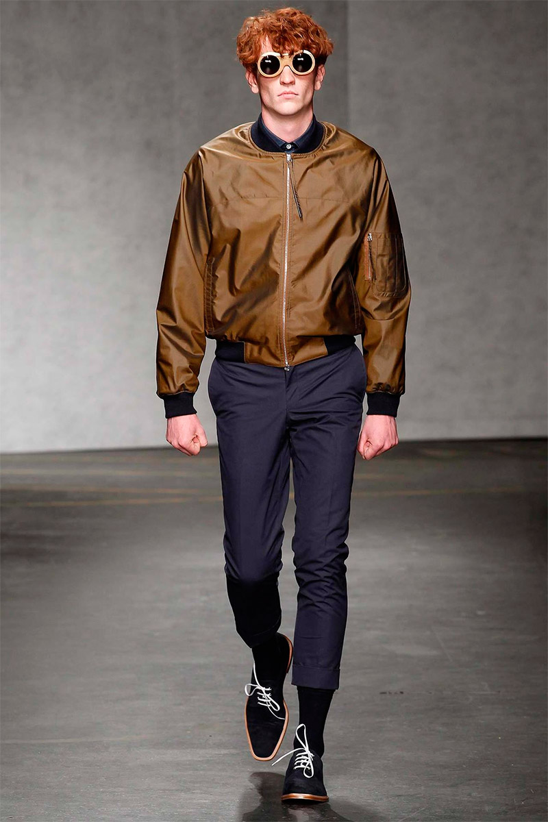 e-tautz-ss15_fy21