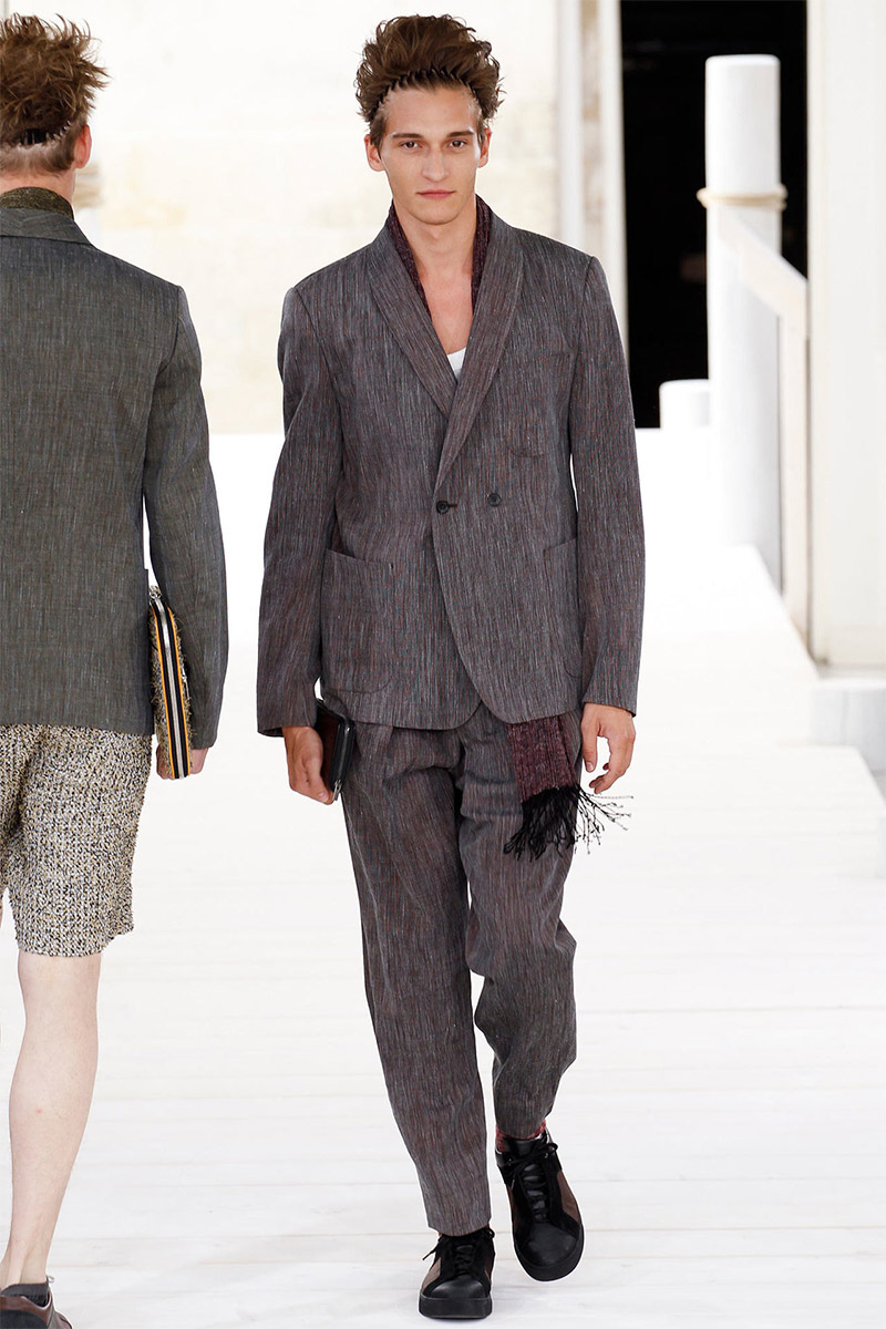 issey-miyake-ss15_fy11