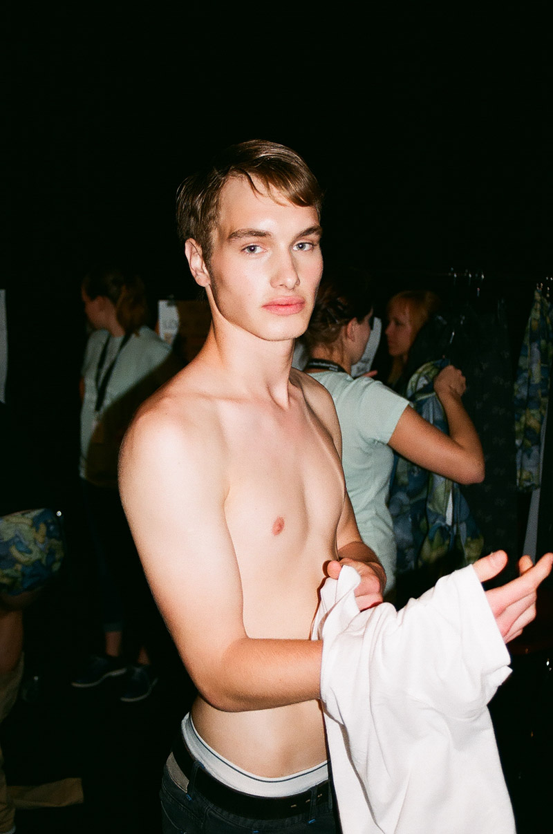 Julian-Zigerli-SS15-Backstage_fy20