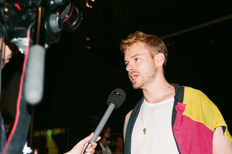 Julian-Zigerli-SS15-Backstage_fy25