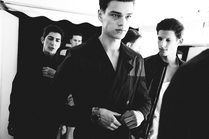 SOPOPULAR-SS15-Backstage_fy6