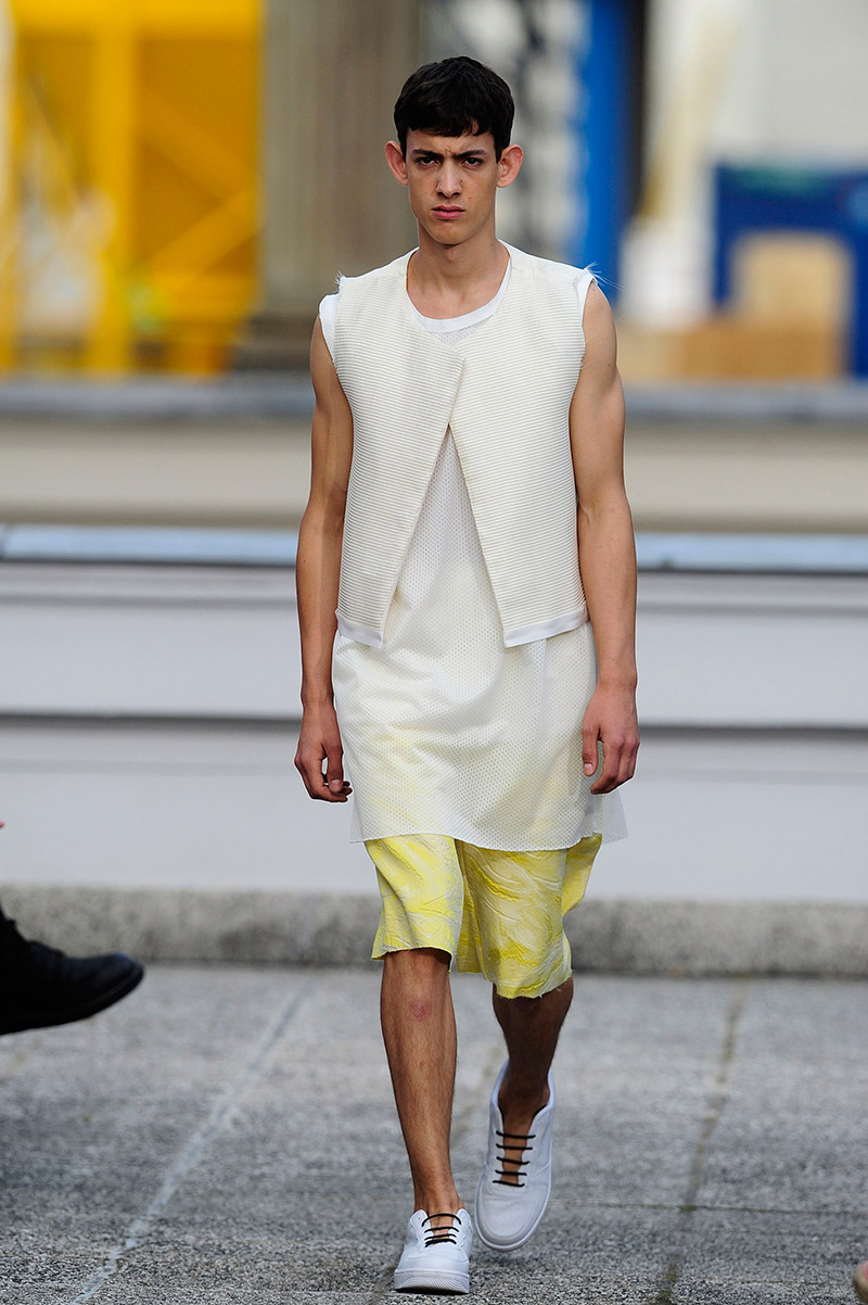 Vladimir-Karaleev_ss15_fy1