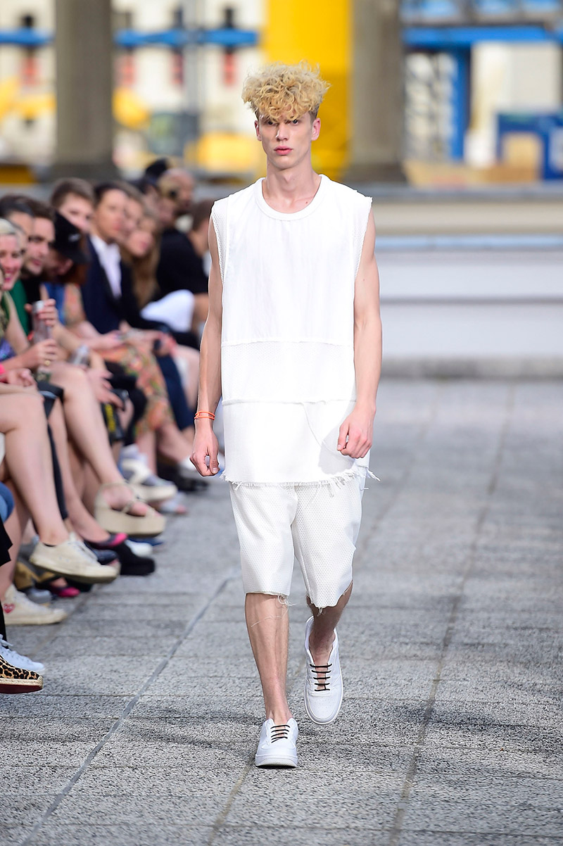 Vladimir-Karaleev_ss15_fy5