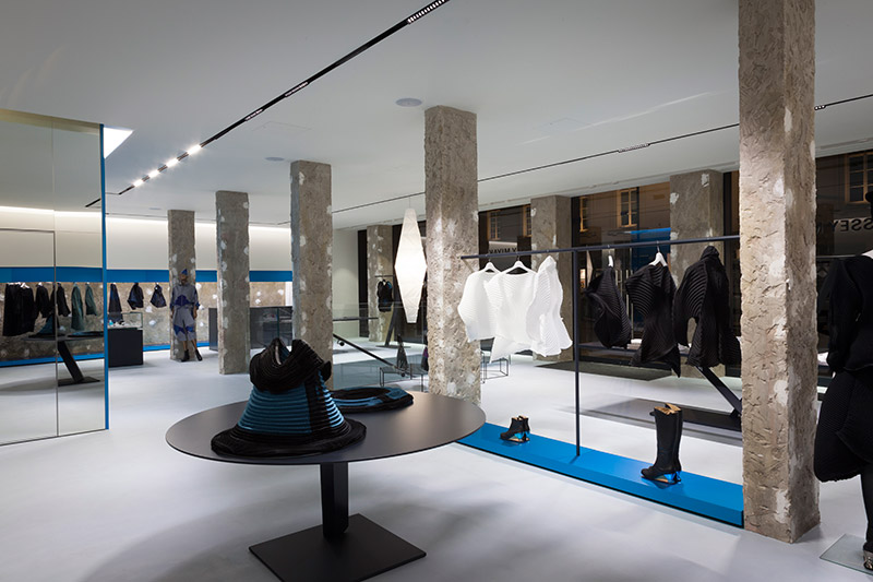 New-ISSEY-MIYAKE-Store-in-London_fy4