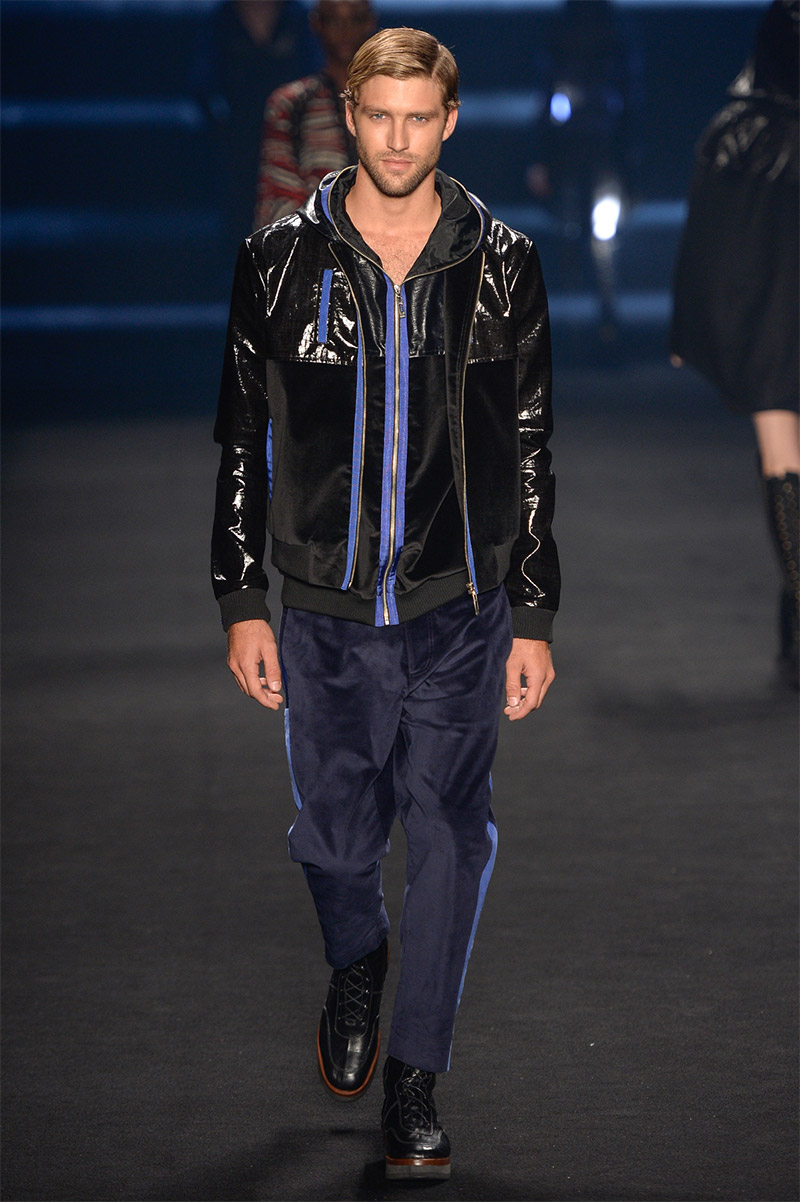 Triton_fw15_fy4