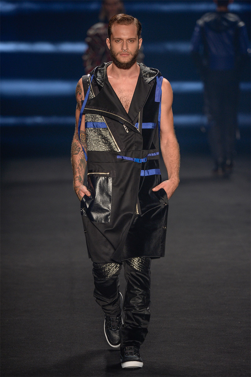 Triton_fw15_fy6