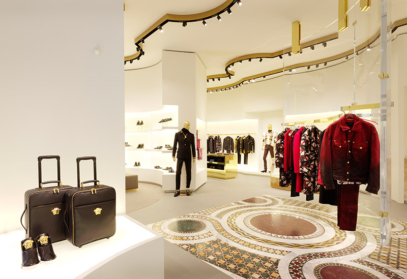 Versace-Dusseldorf_fy4