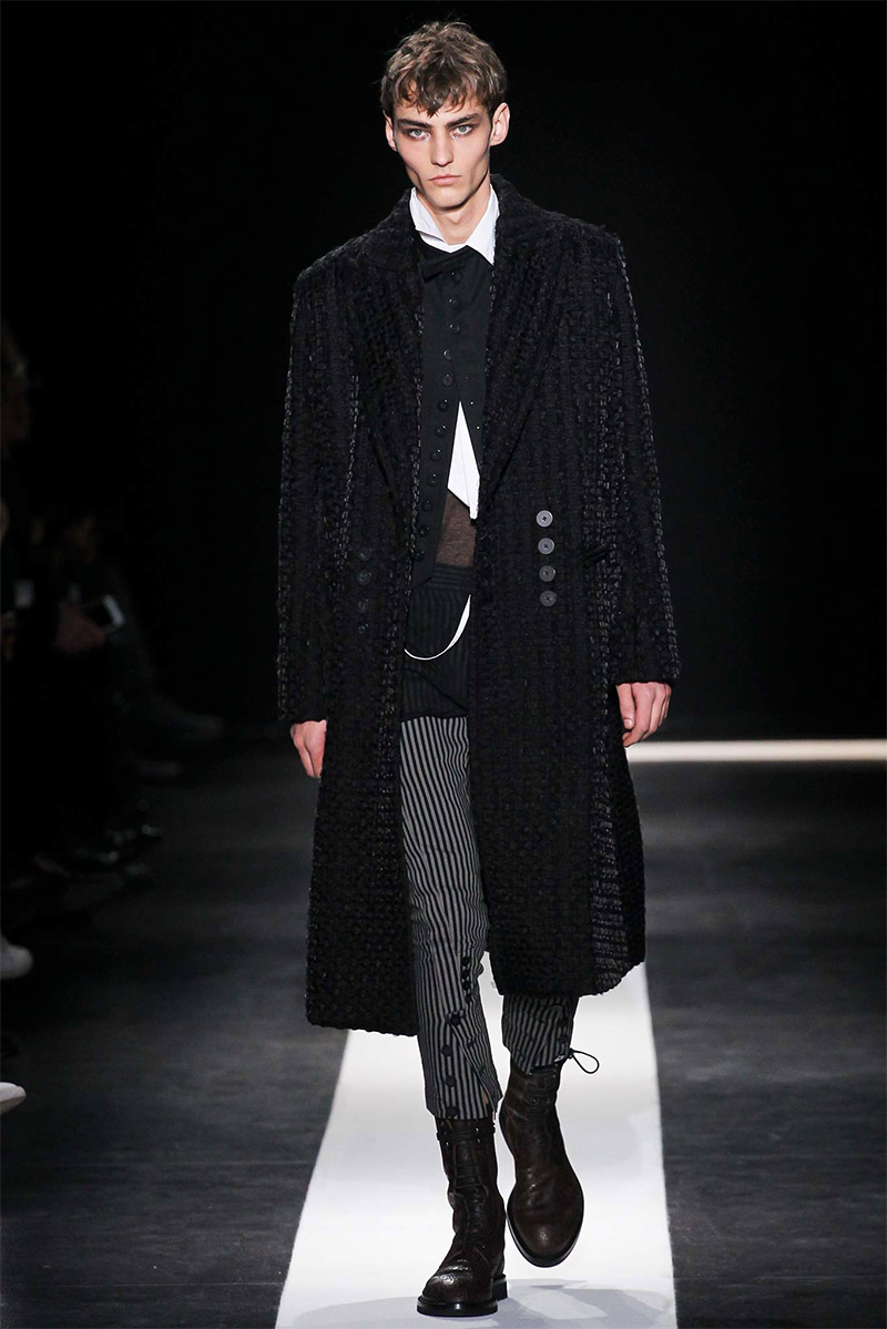 Ann-Demeulemeester_fw15_fy28