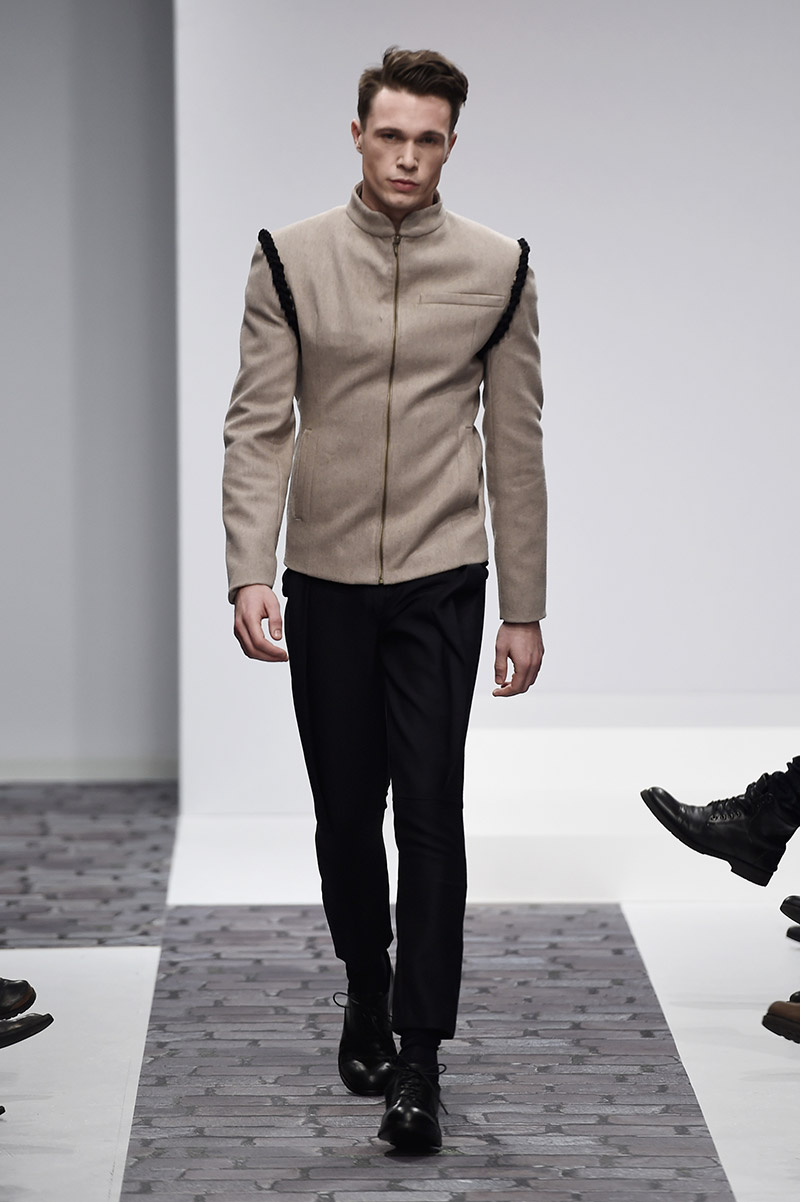 DYN_fw15_fy3