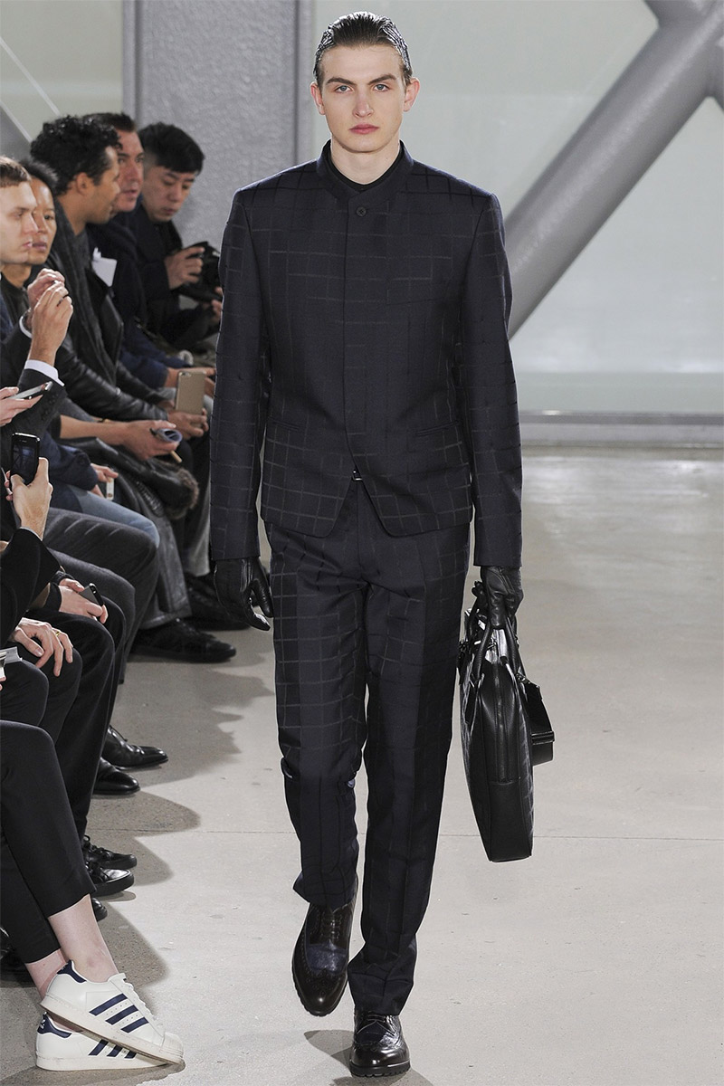 Issey-Miyake_fw15_fy2