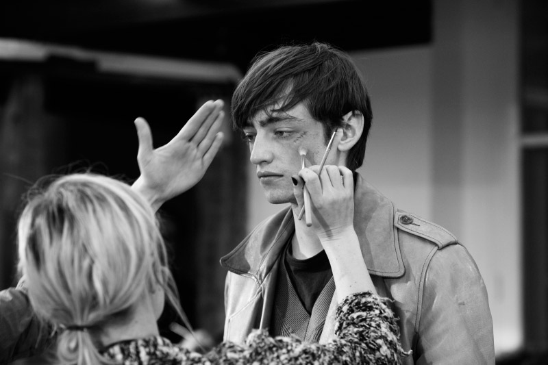 Yohji-Yamamoto_fw15_backstage_fy16