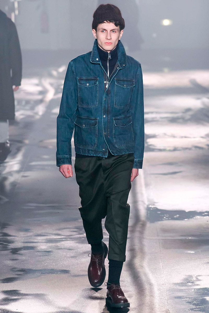 ami-fw15_fy3