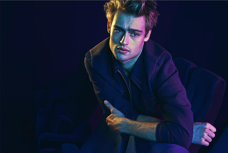 Douglas-Booth-by-Thomas-Cooksey_fy6