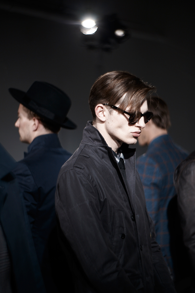 NYFW-FW15-Backstage-by-Christopher-Logan_fy37