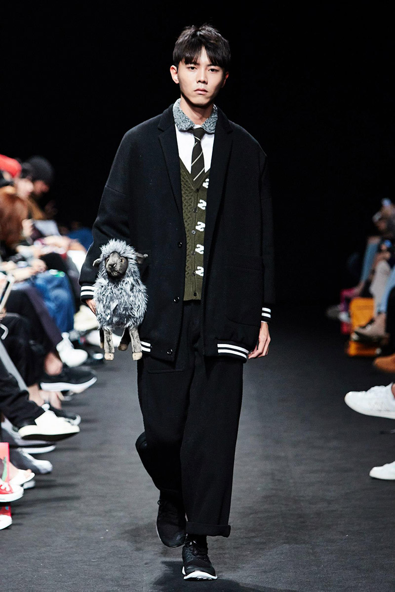 Munsoo-Kwon-FW15_SFW_fy7