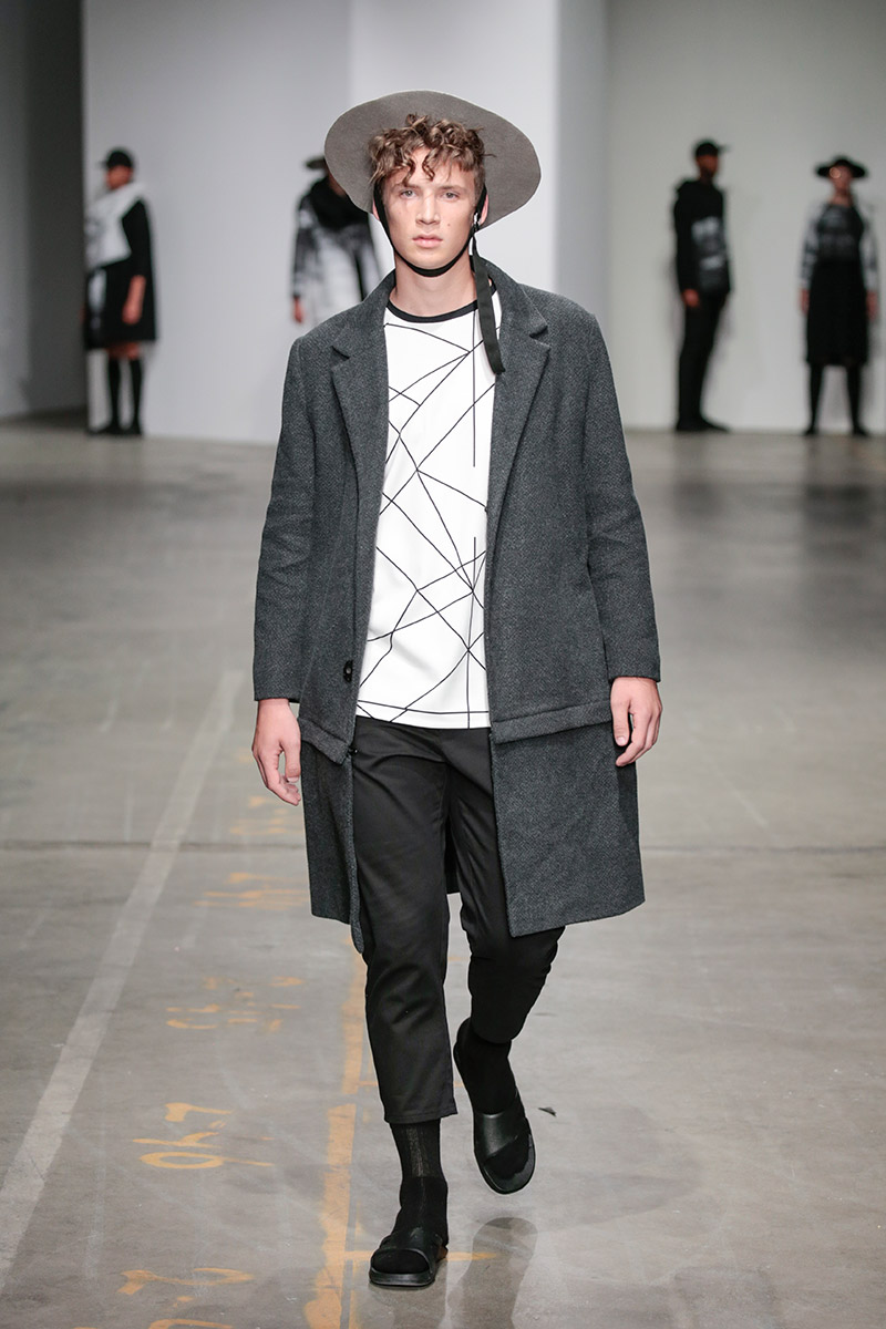 CARLOTAOMS_fw15_fy4