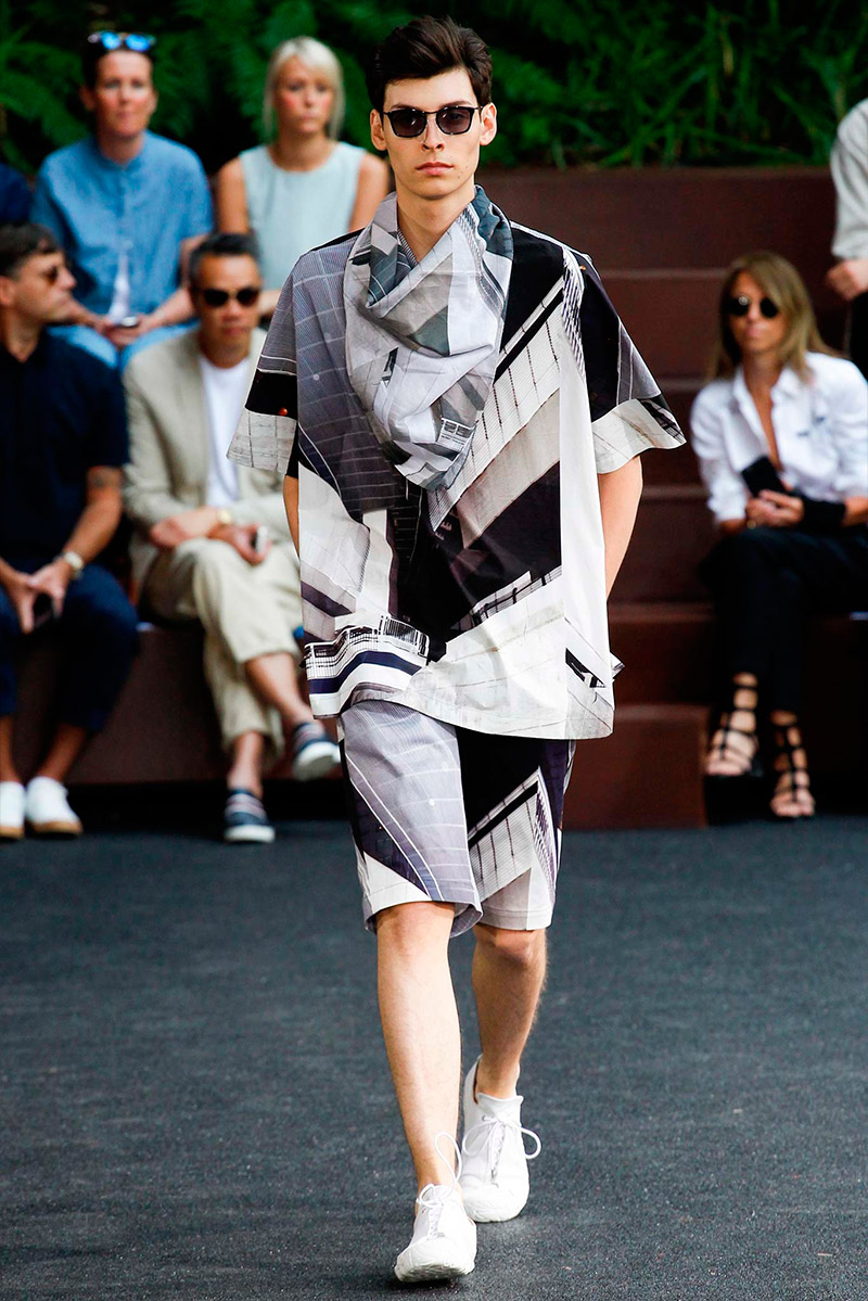 Issey-Miyake_ss16_fy32