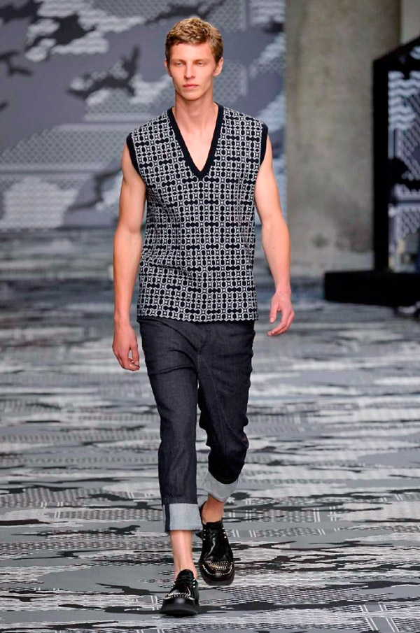 Neil-Barrett_ss16_fy27