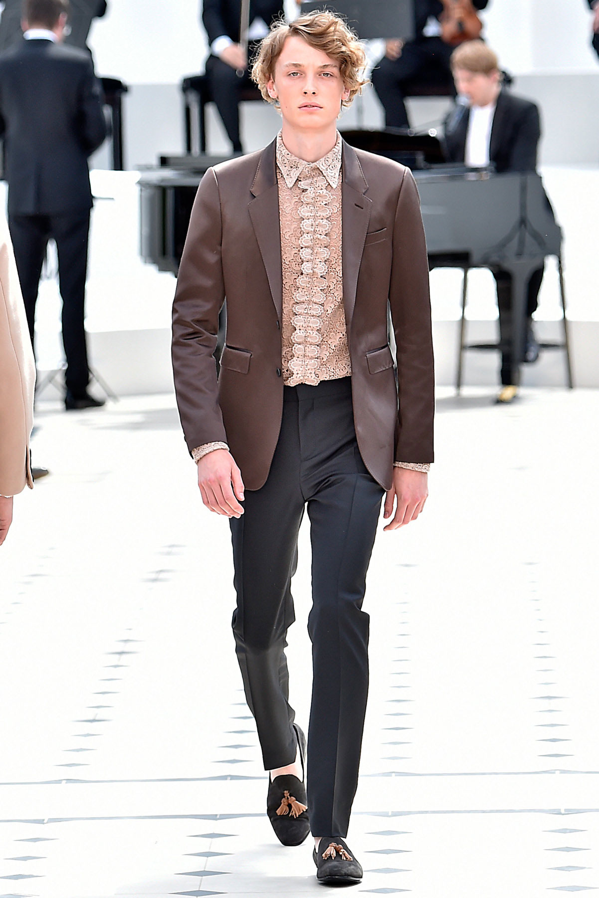 burberry_ss16_lcm_fy37