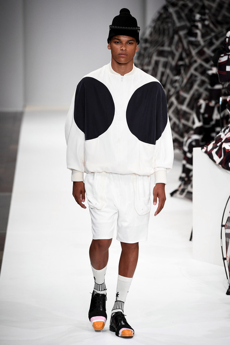 Henrik-Vibskov-SS16_fy1