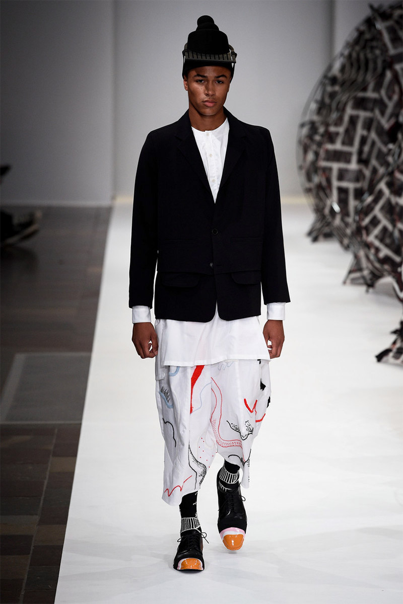 Henrik-Vibskov-SS16_fy2