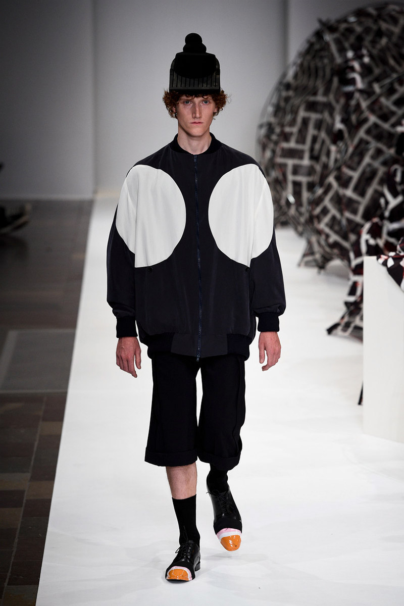 Henrik-Vibskov-SS16_fy3