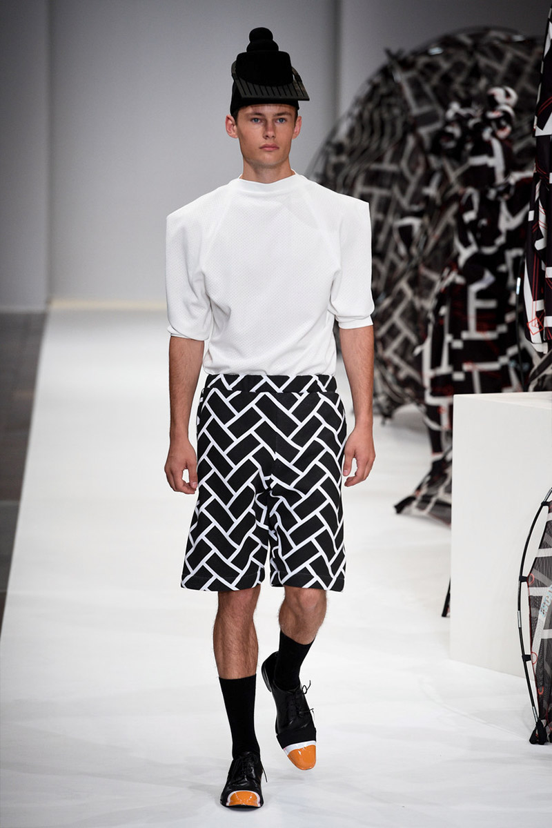 Henrik-Vibskov-SS16_fy9