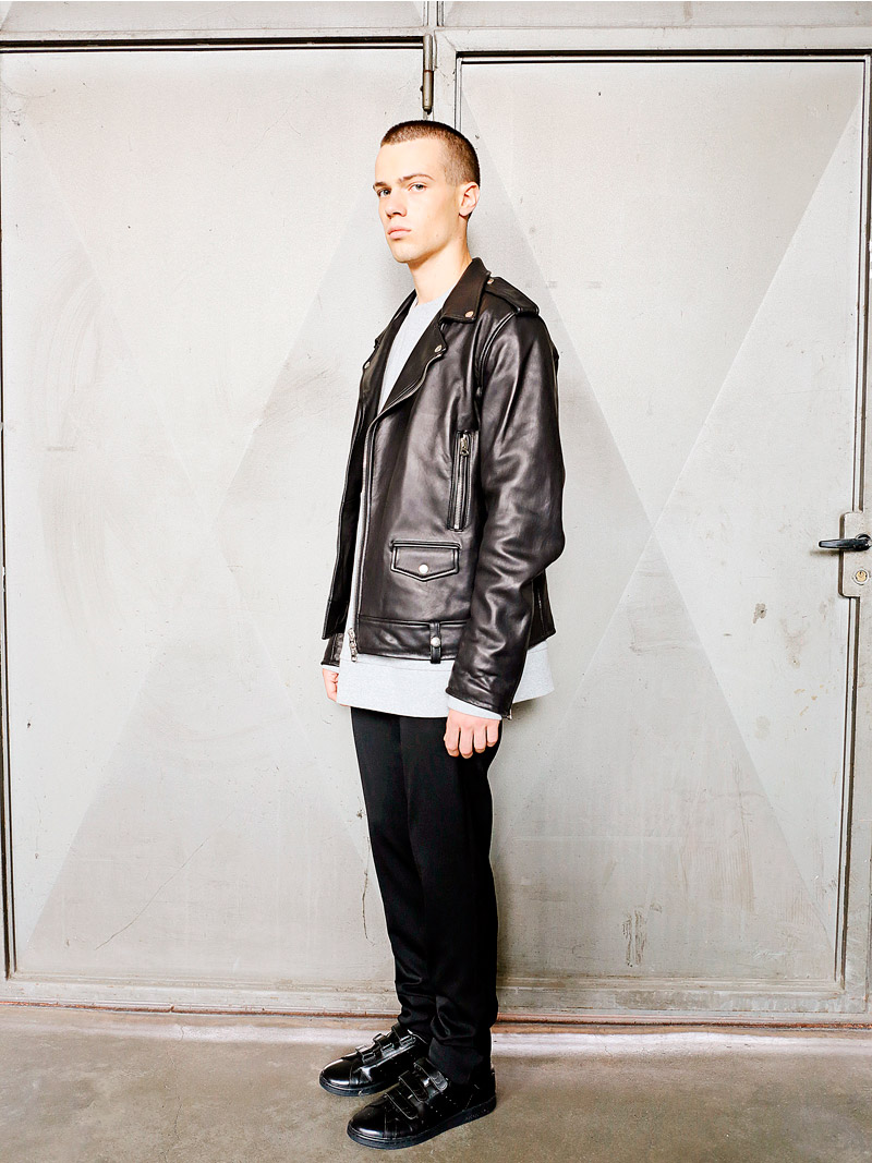 HEEGUI_fw15_fy4