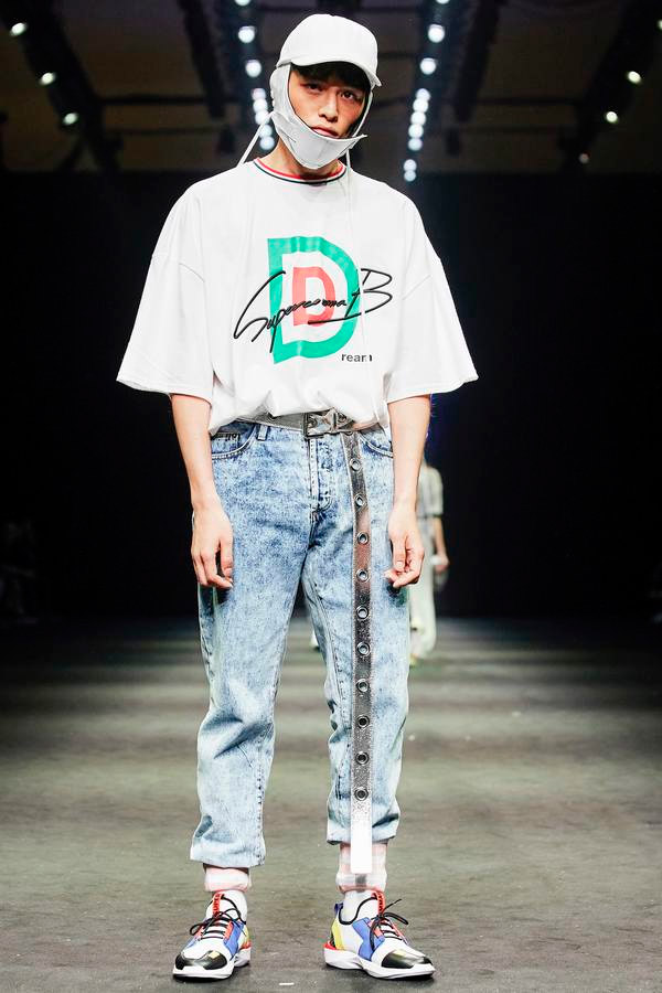 SUPERCOMMA-B_ss16_fy5