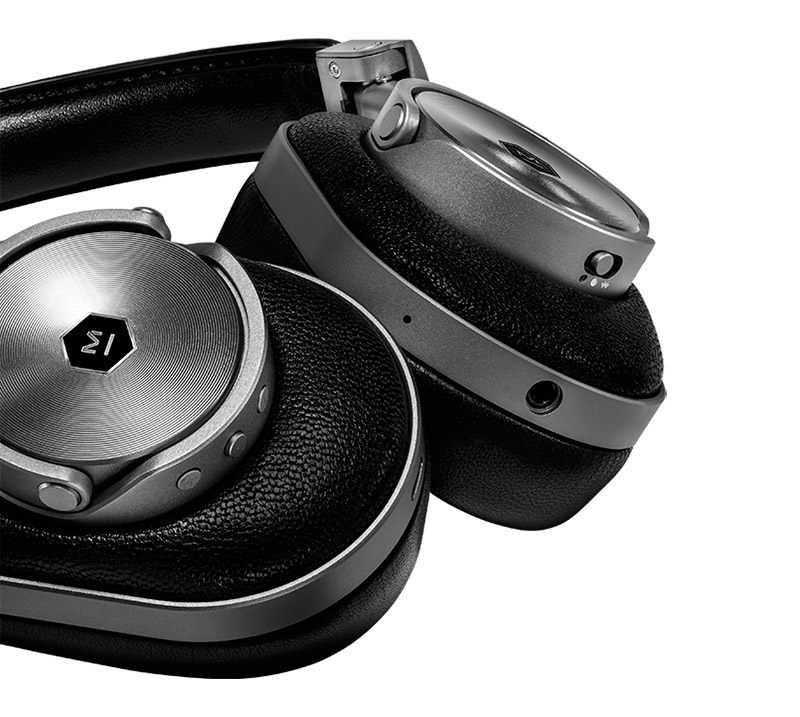 Master-&-Dynamic-Launch-Wireless-Headphones_fy4