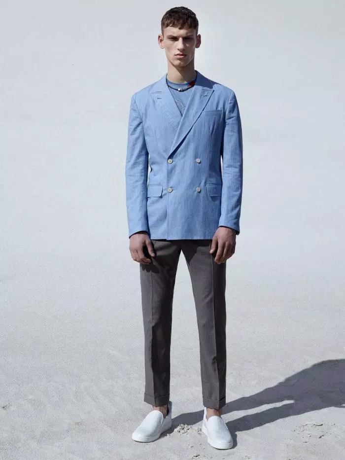 louisvuittonresort2016_fy23