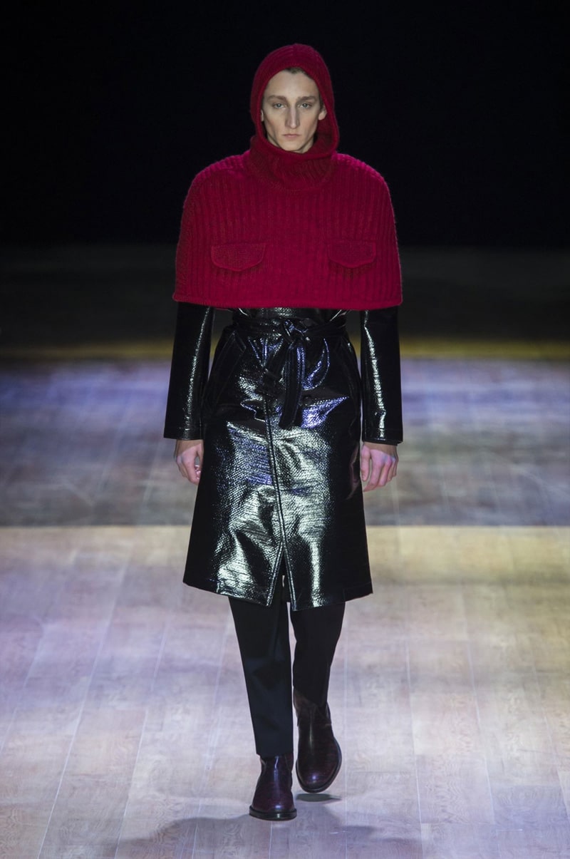 Songzio_fw16_fy10