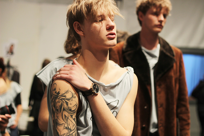 Vivienne-Westwood-FW16-Backstage_fy20