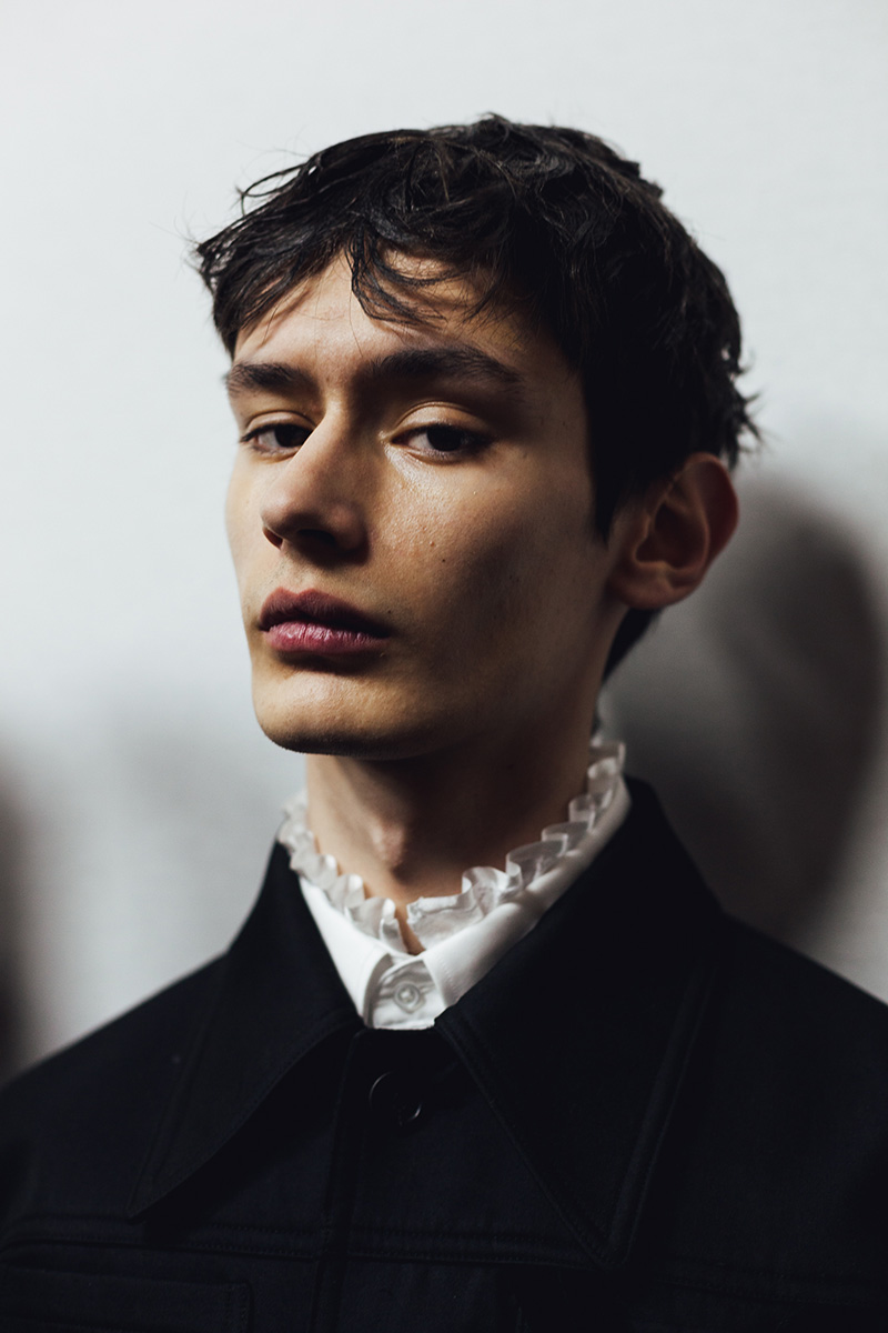 Xander-Zhou-FW16-Backstage_fy25