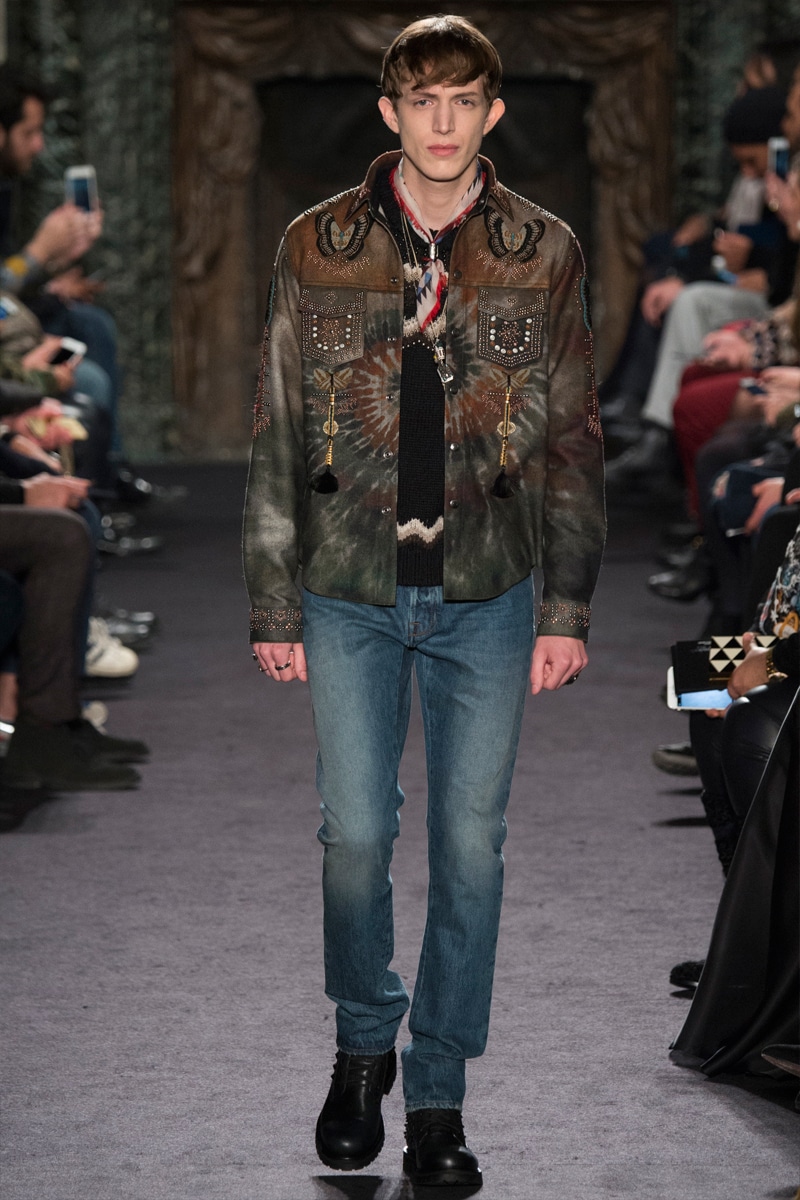 valentino_fw16_fy72