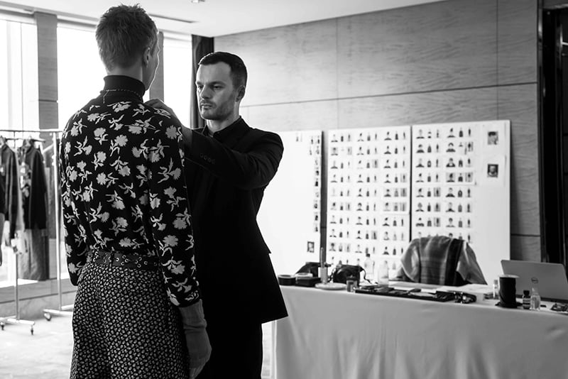 Dior-Homme-FW16-Show-in-Hong-Kong---The-Fitting_fy7