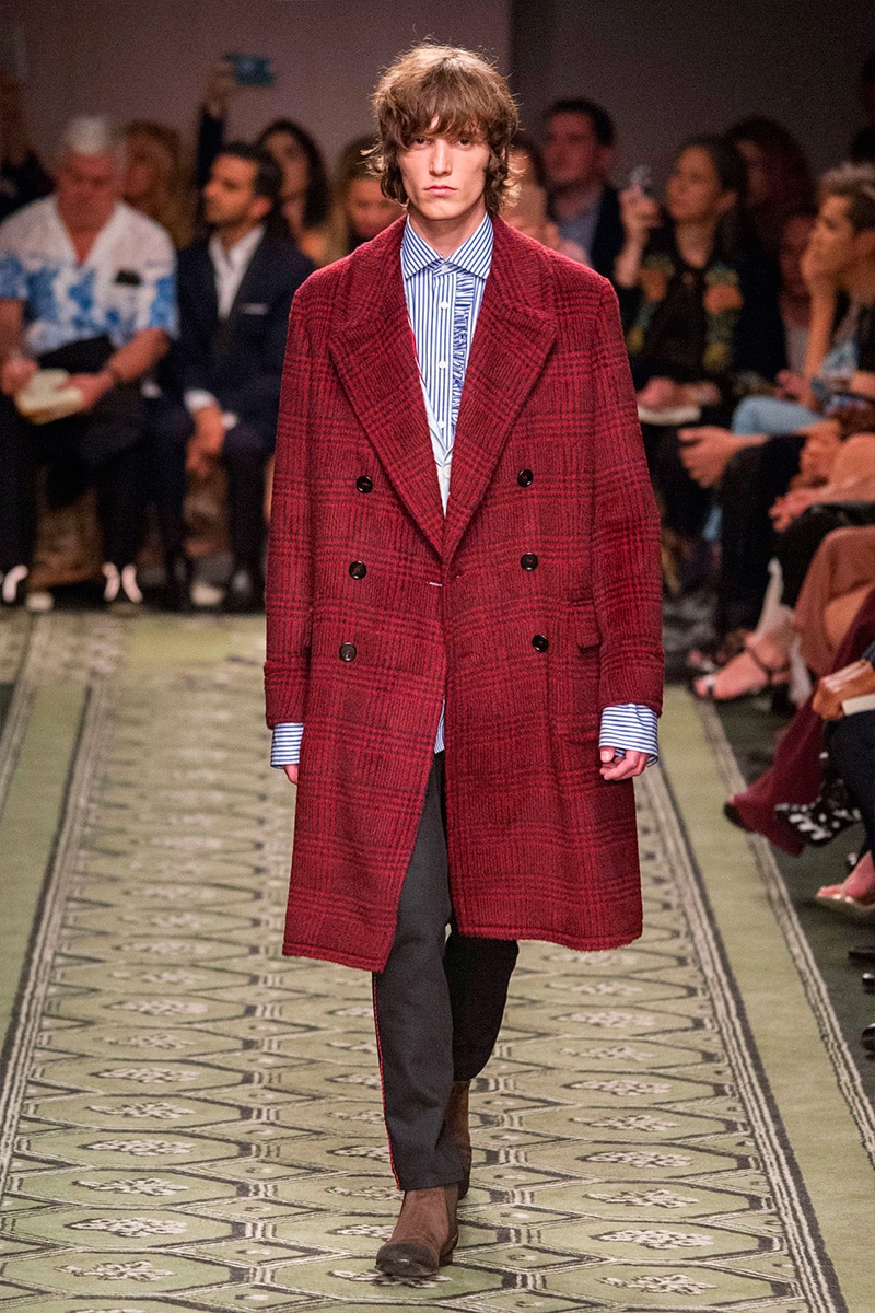 burberry-fw16_fy11