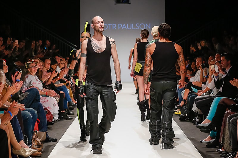 Brains and Pecs: A Menswear View at MQ Vienna Fashion Week - Fucking Young!