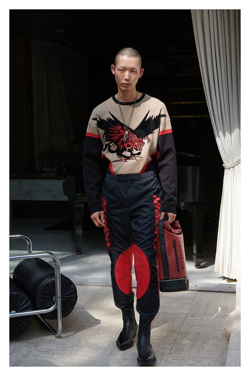 Givenchy Pre-Spring 2019 Lookbook - Fucking Young!