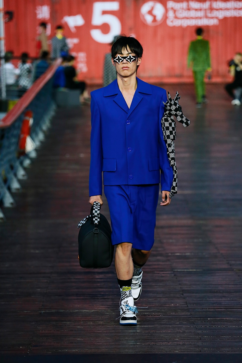 FASHION Este es el primer vistazo del cinturón de Louis Vuitton  Spring/Summer 2021 — @louisvuitton