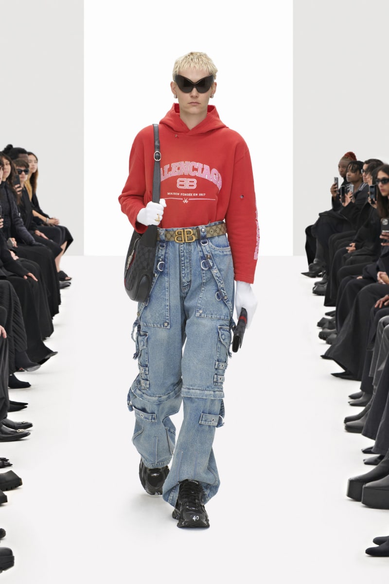 Balenciaga Spring/Summer 2022 - Fucking Young!