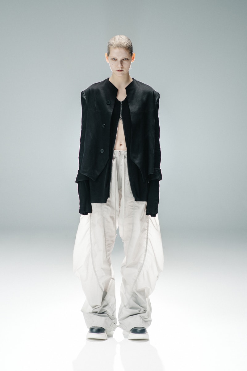 JULIUS Spring/Summer 2022 - Fucking Young!