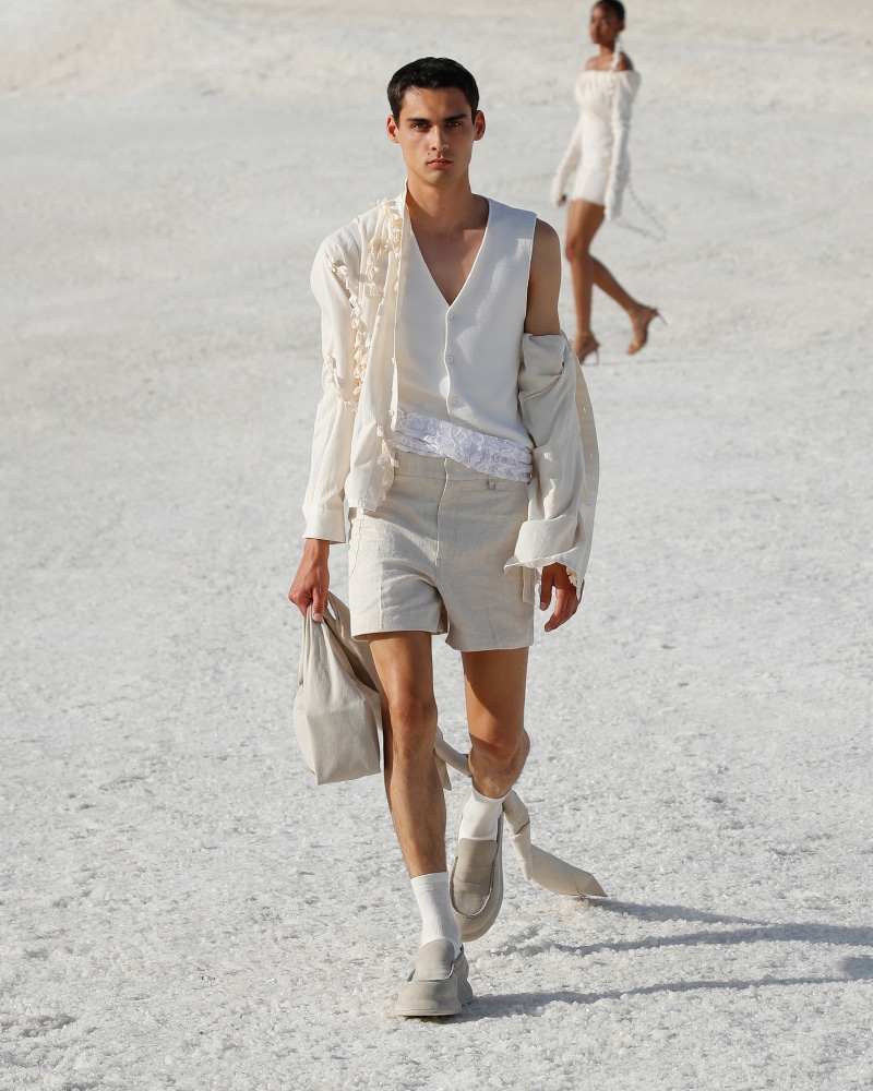 Jacquemus Le Papier Fall 2022 Collection