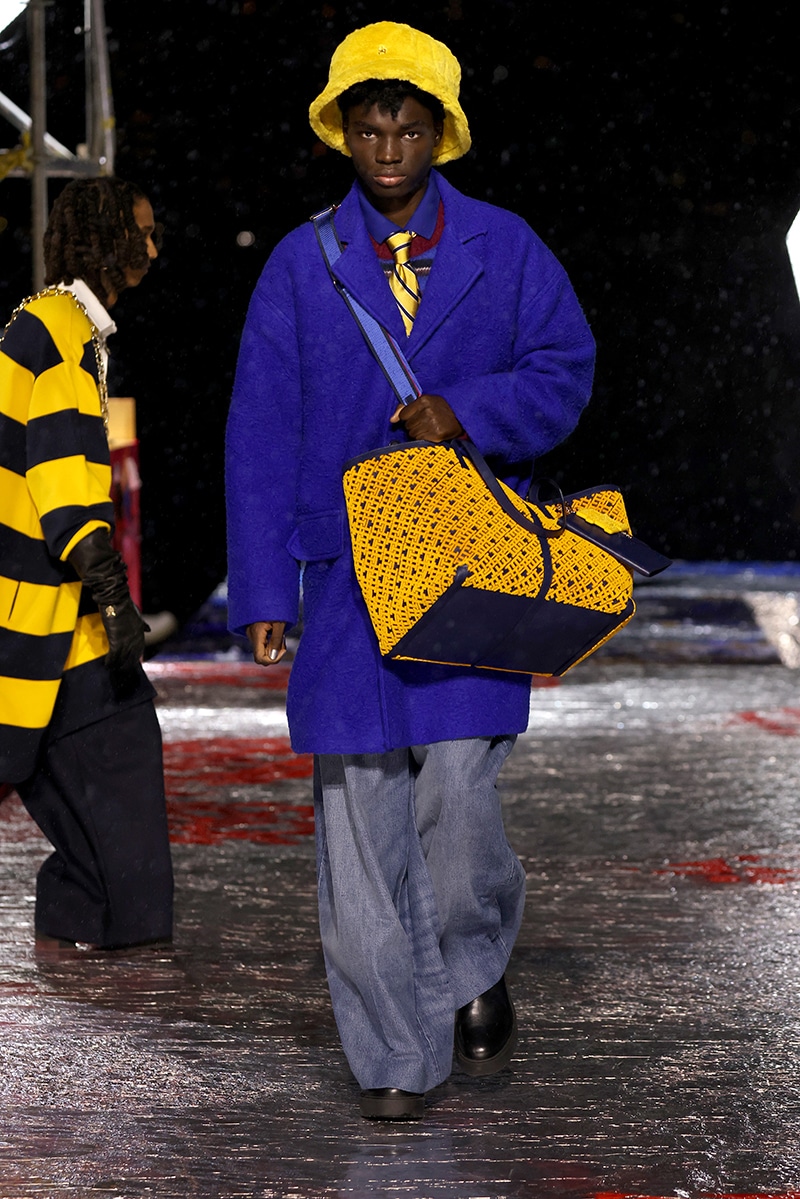 Tommy Hilfiger presents its new New York Puffer - Fucking Young!