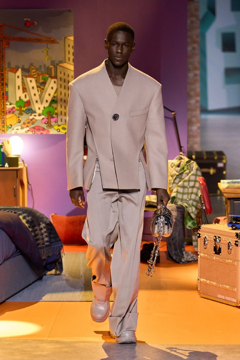 Louis Vuitton: Louis Vuitton Introduces A Formal Men's Wardrobe