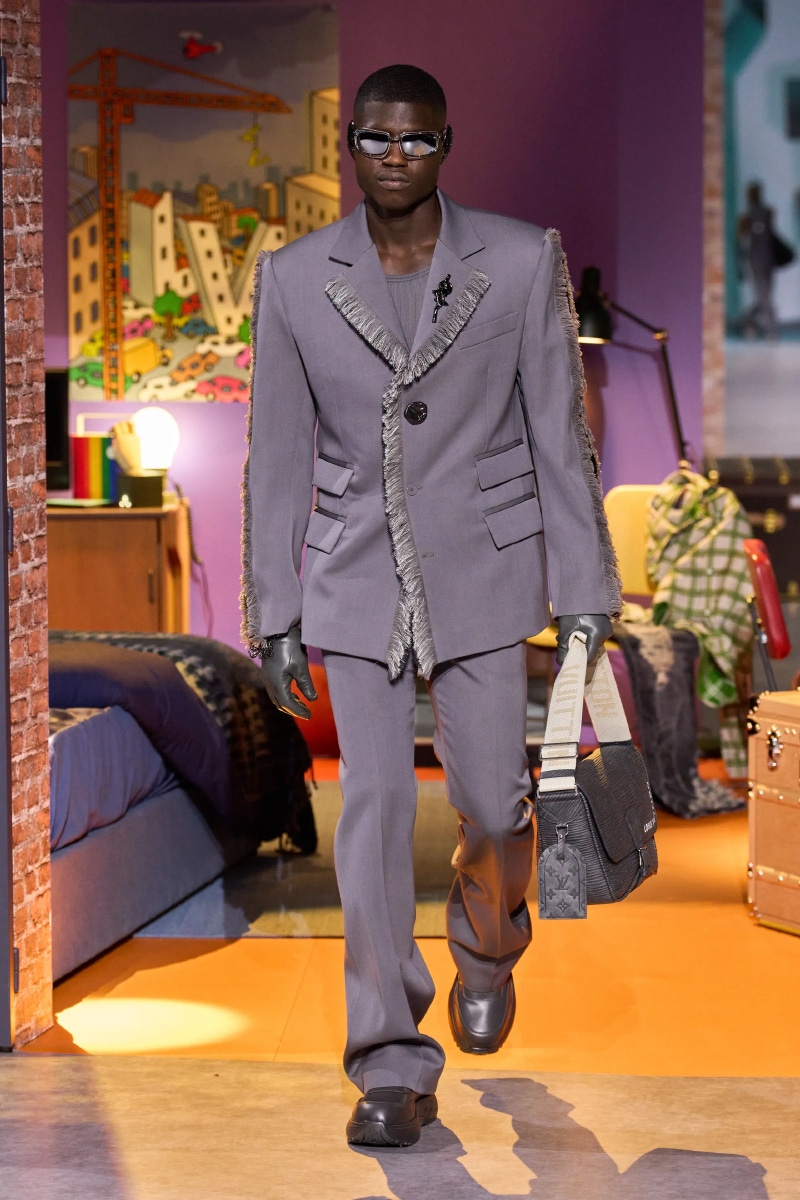 LOUIS VUITTON Fall-Winter 2023 Men's Collection - LE MILE .BRAND DNA - LE  MILE